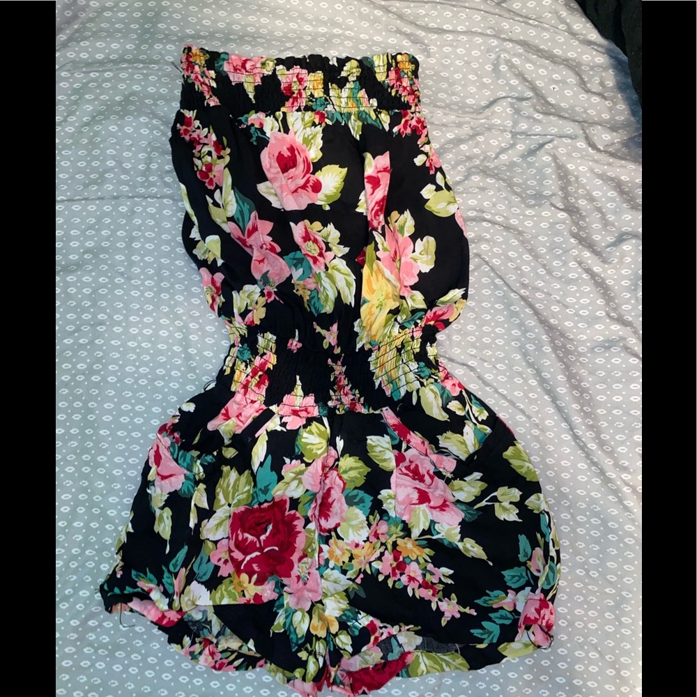 colorful foral romper with pockets
